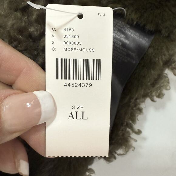 New Anthropologie Mixed Faux Fur Infinity Scarf Dark Olive Green Moss - Picture 7 of 10